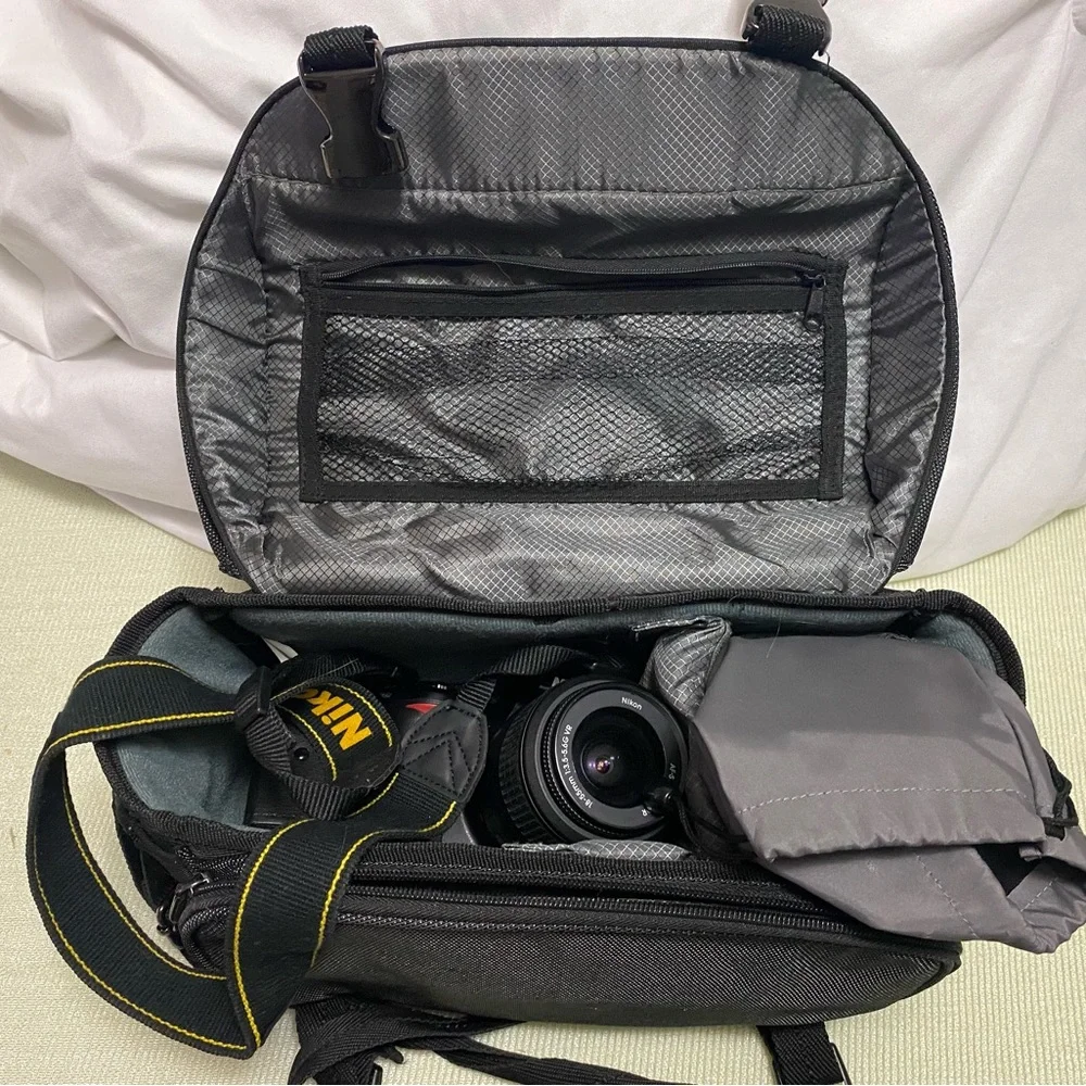 Nikon DX3000